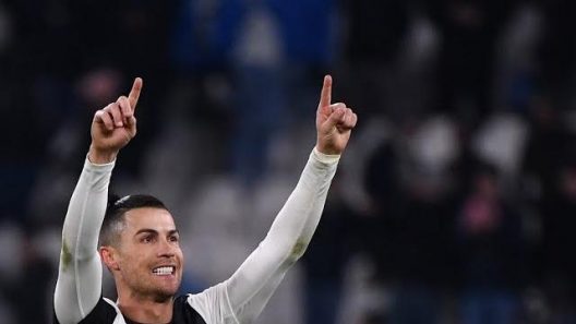 يوفنتوس 2 – 1 بارما | ثنائية رونالدو تبعد يوفنتوس 4 نقاط عن انتر