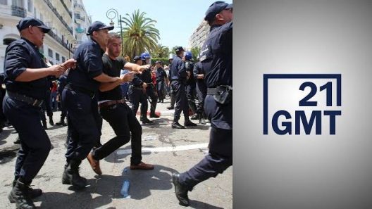 الجزائر – 120 ناشطاً من الحراك الشعبي مازالوا محتجزين